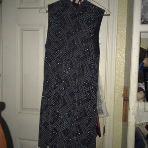 Sleeveless dress